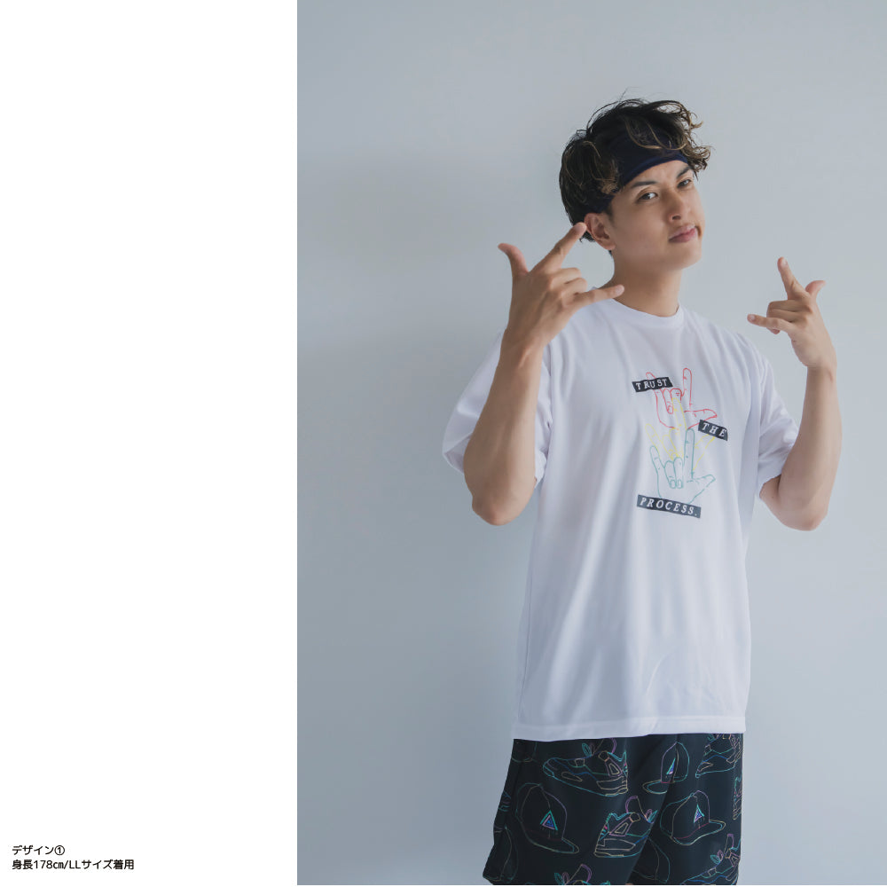 ハンドサインTシャツ