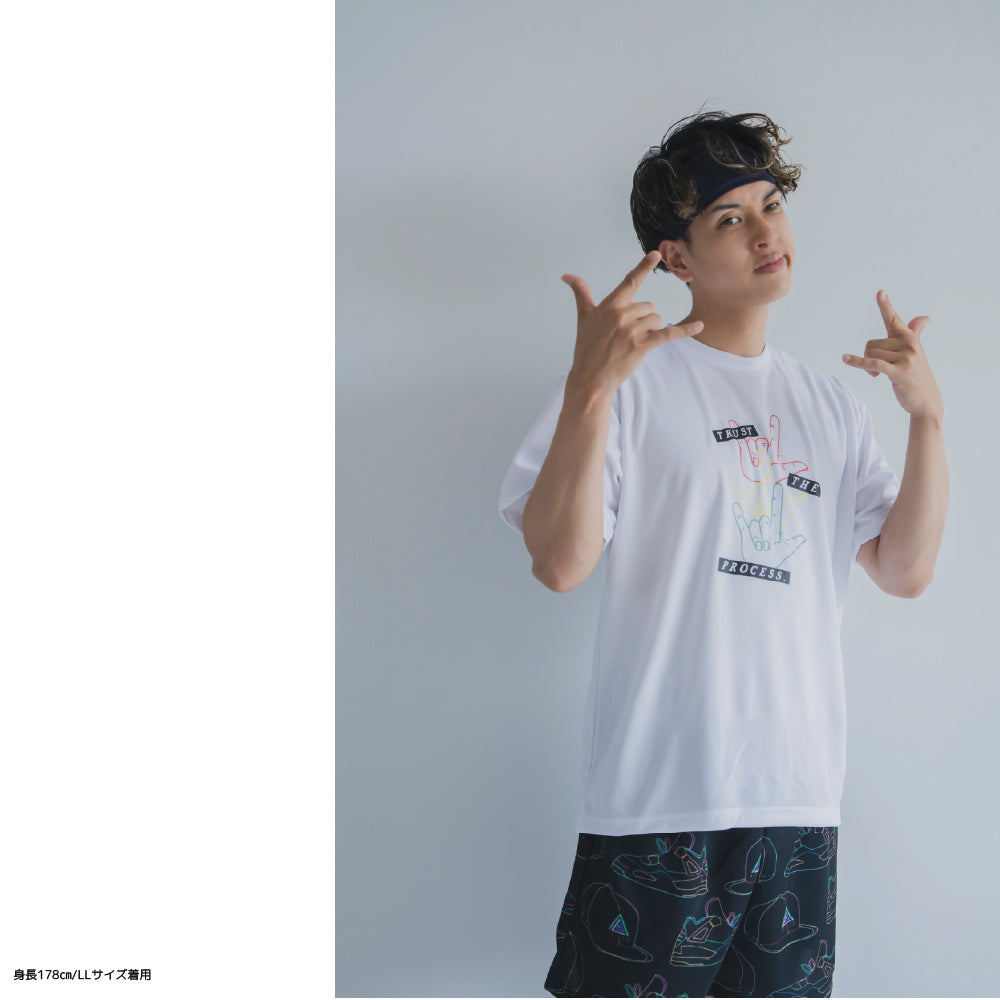 ハンドサインTシャツ